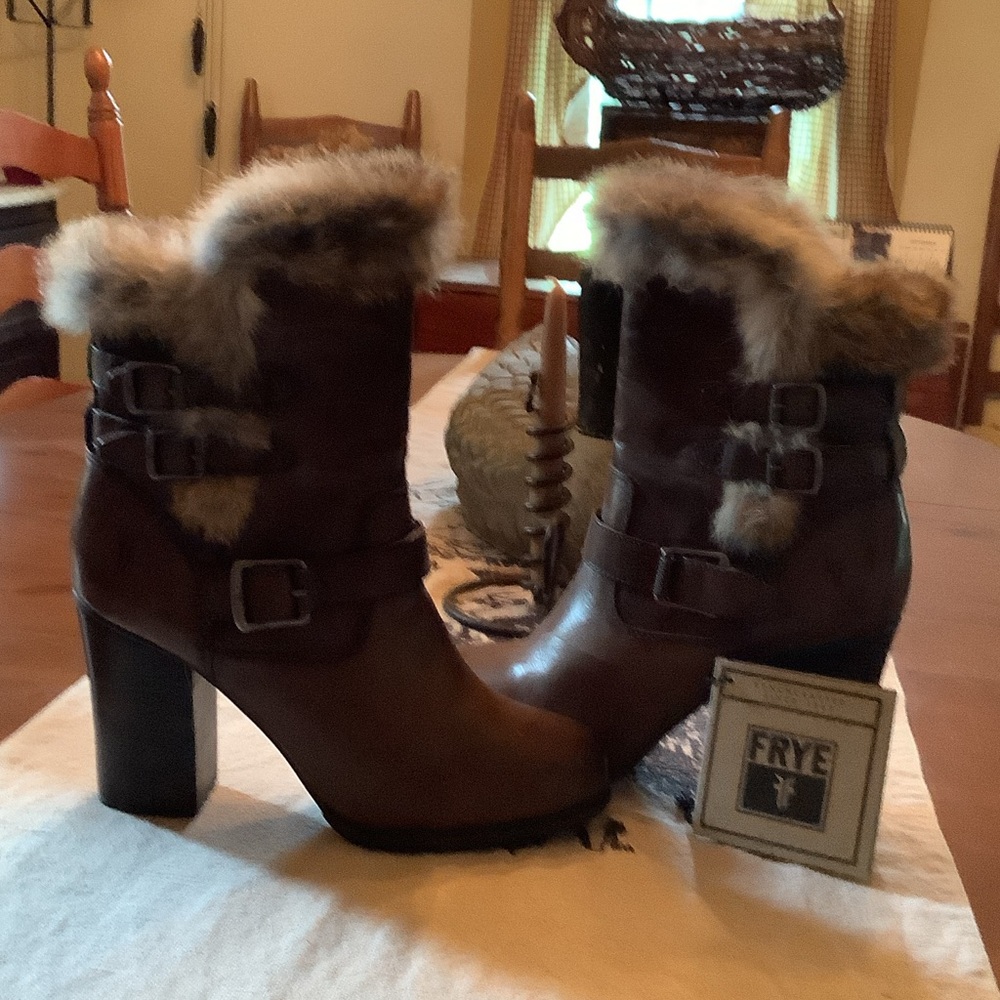 Frye Women's Penny Luxe Moto Brown Fur-Trimmed Heeled Boots